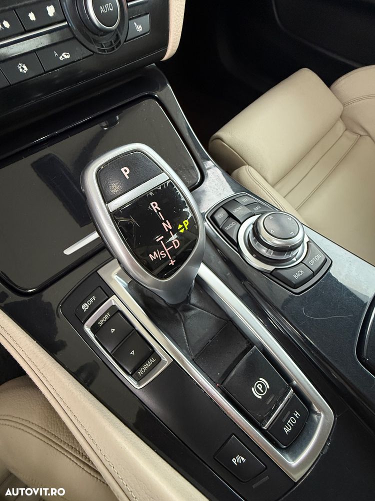 BMW Seria 5 520d Sport-Aut. - 13