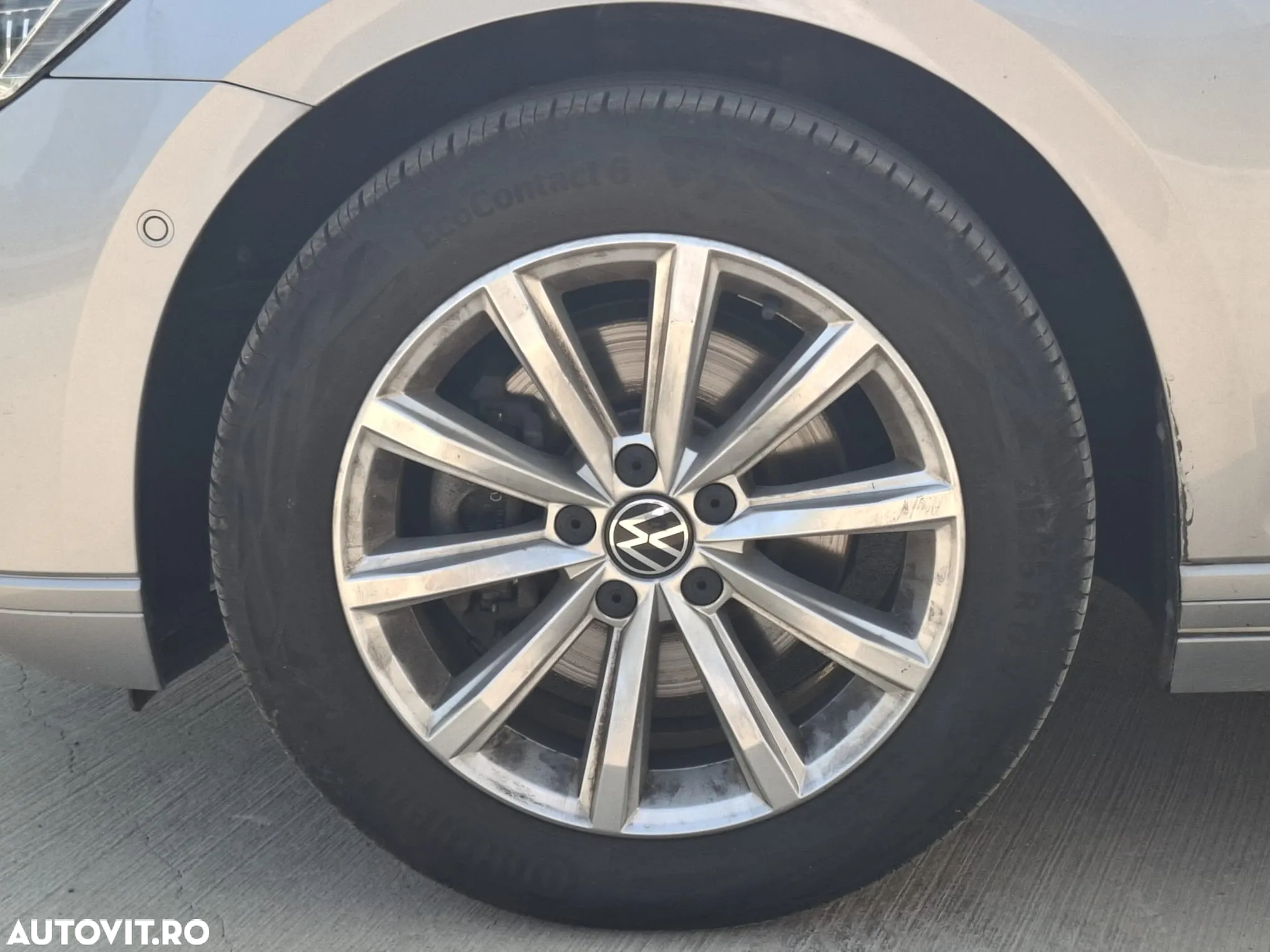 Volkswagen Passat 2.0 TDI SCR DSG Business - 6