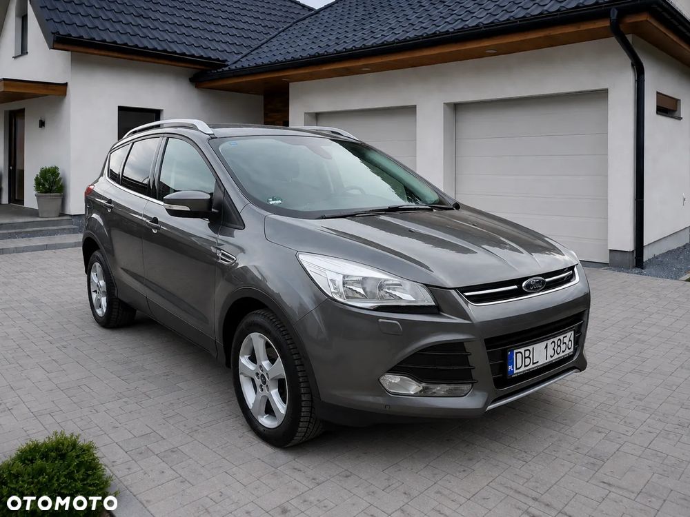 Ford Kuga 1.6 EcoBoost 2x4 Titanium - 7