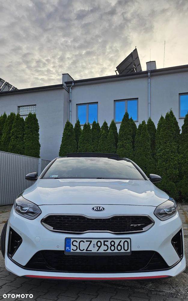 Kia ProCeed 1.6 T-GDI GT DCT - 22