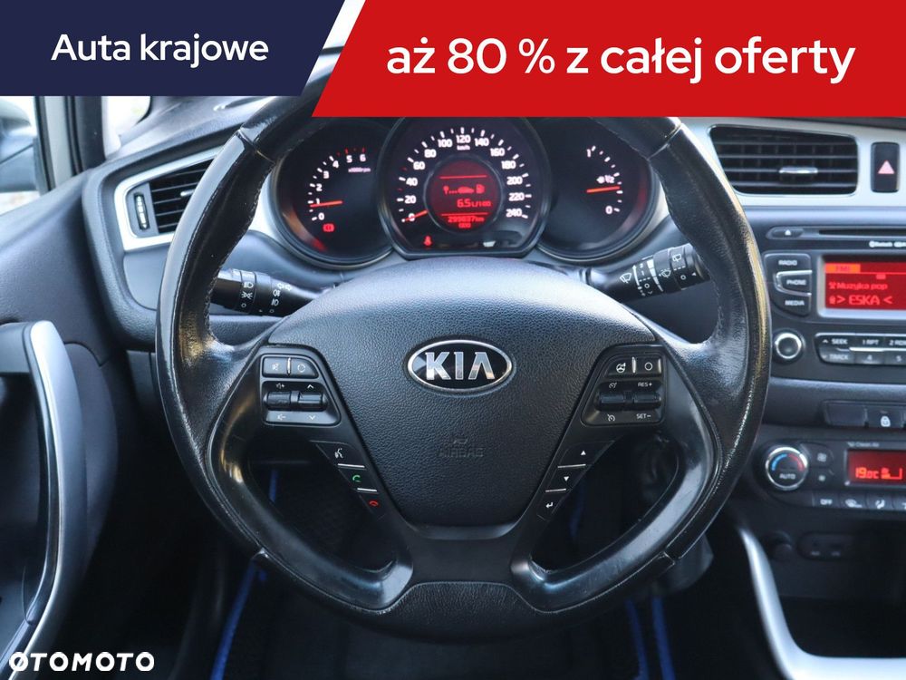 Kia Ceed - 16