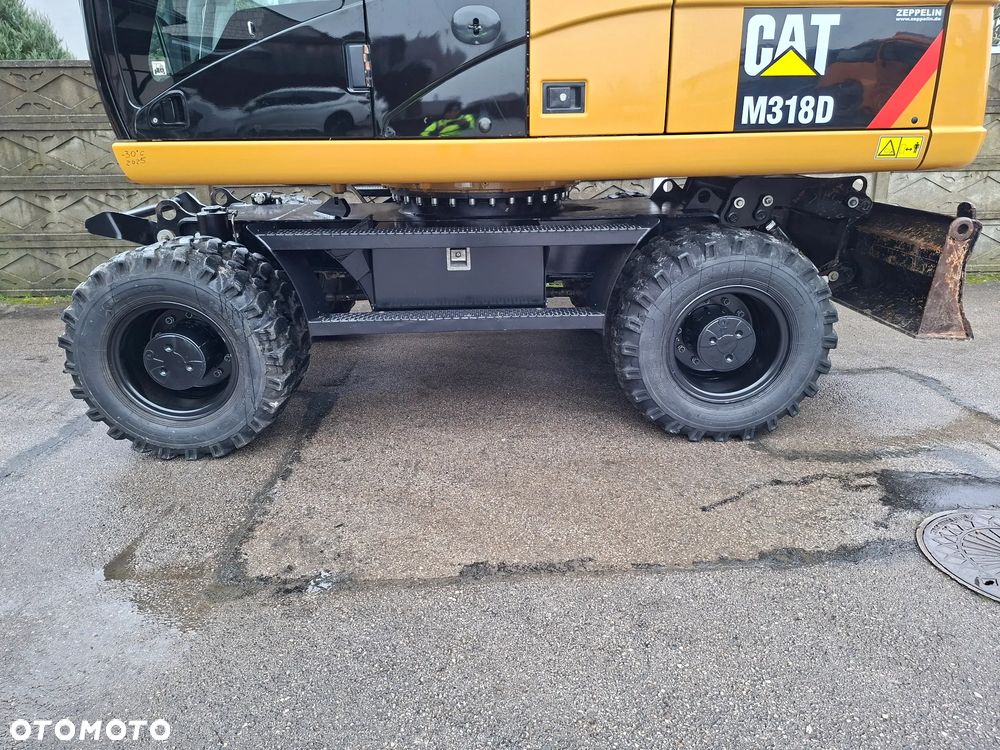 Caterpillar CAT M 318 D - 25