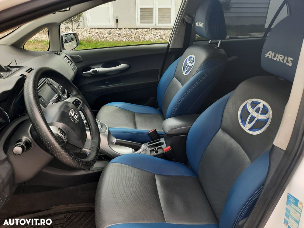 Toyota Auris 1.8 L VVT-i Luna - 15