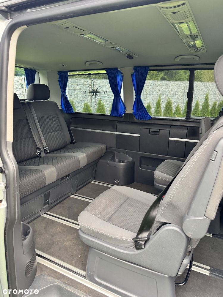 Volkswagen Multivan - 15