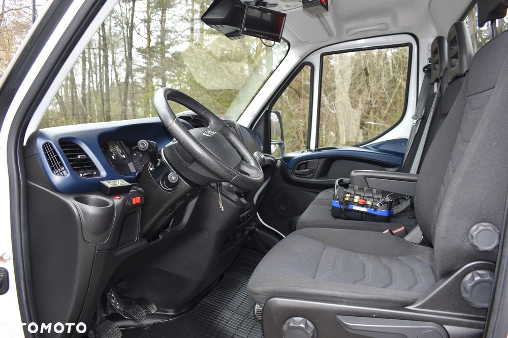 Iveco 35C16 HDS/ ŻURAW FASSI F40 STEROWANIE RADIOWE/NISKI PRZEBIEG - 18