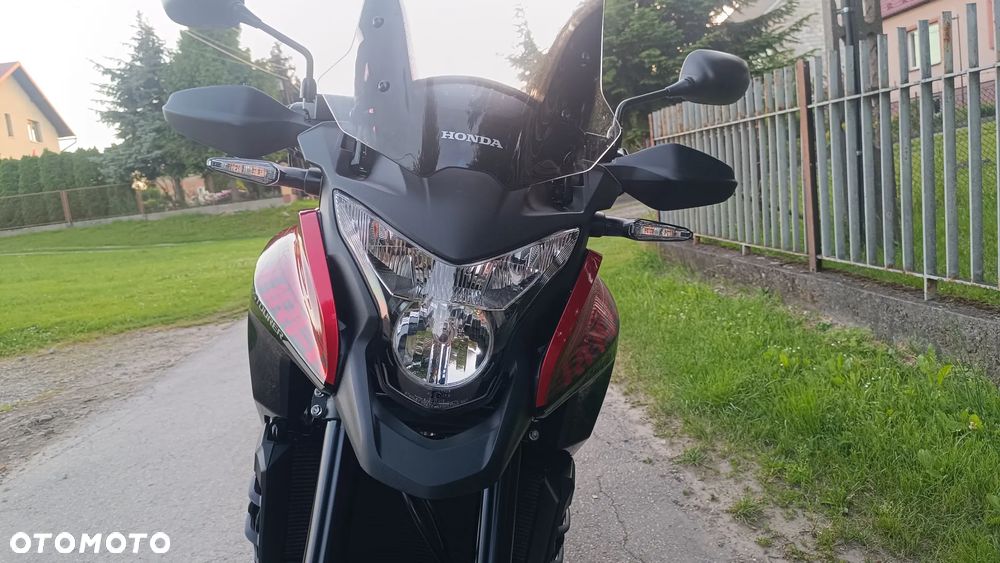 Honda VFR - 18