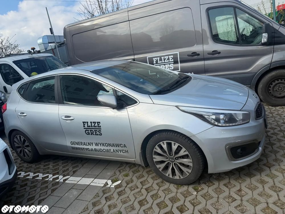 Kia Ceed - 29