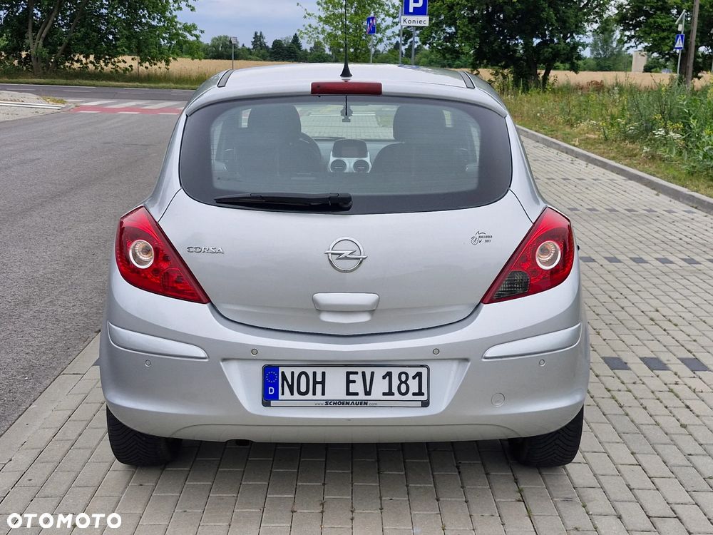 Opel Corsa 1.4 16V Innovation - 6