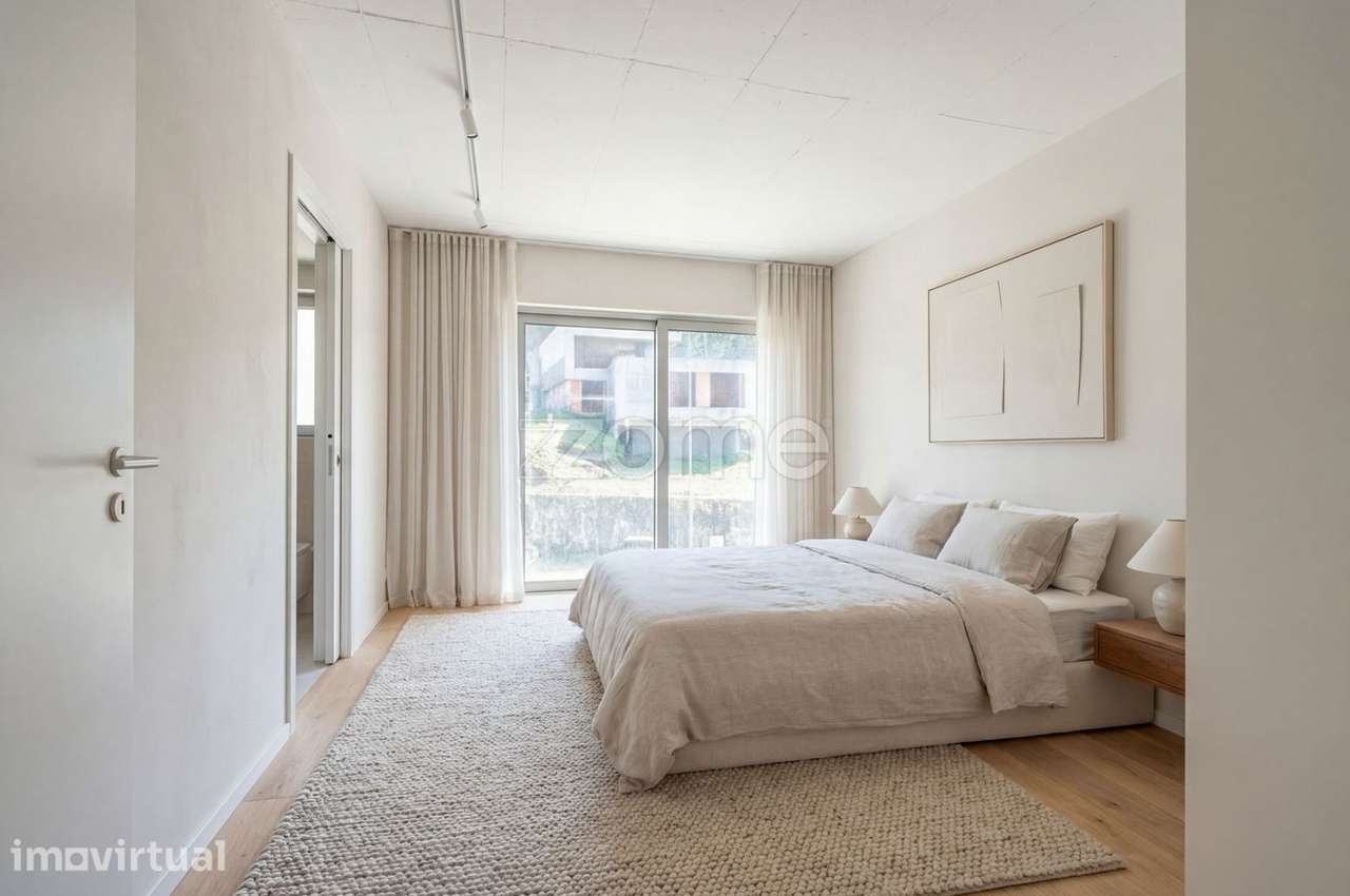 MORADIA T3 NOVA COM VISTAS MAR