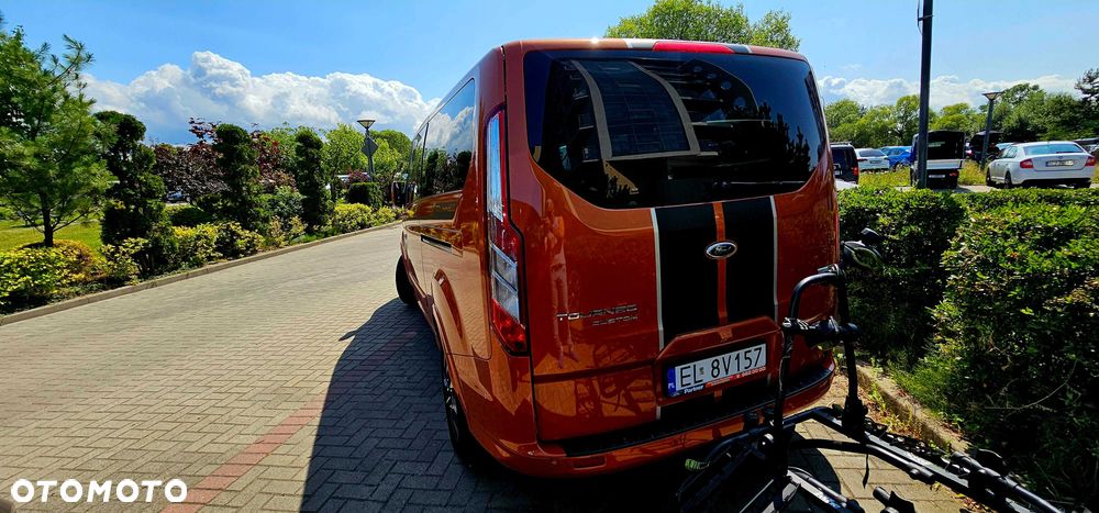 Ford Tourneo Custom - 2