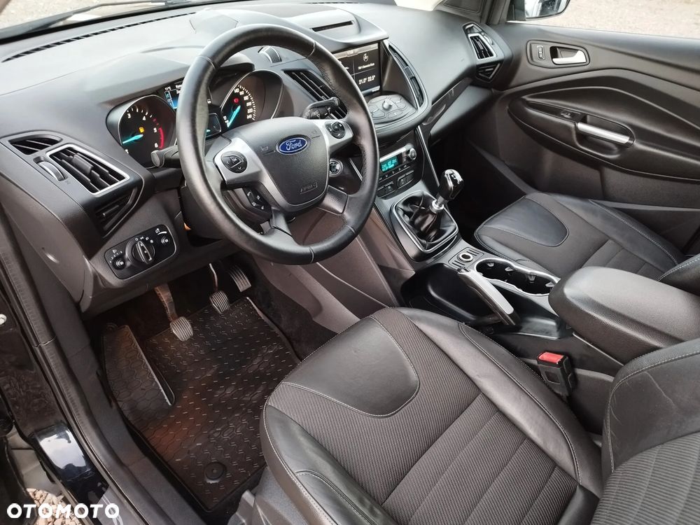 Ford Kuga 2.0 TDCi 4x4 Titanium - 11