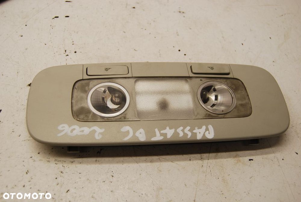 LAMPKA OŚWIETLENIA KABINY 3C0947291C VW PASSAT B6 KOMBI 3C0947291A 3C0947291D - 3