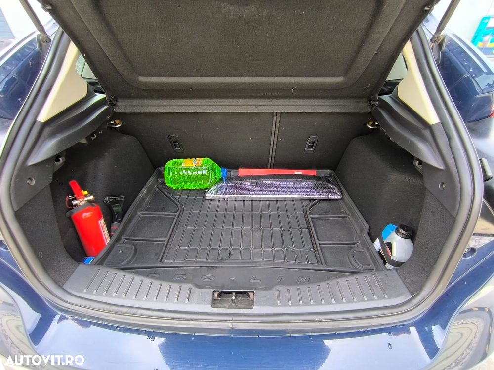 Ford Focus - 17