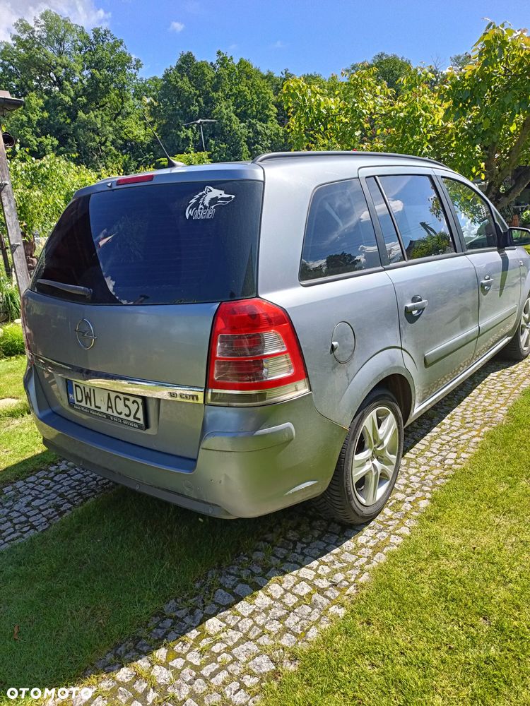 Opel Zafira 1.9 CDTI Cosmo - 4