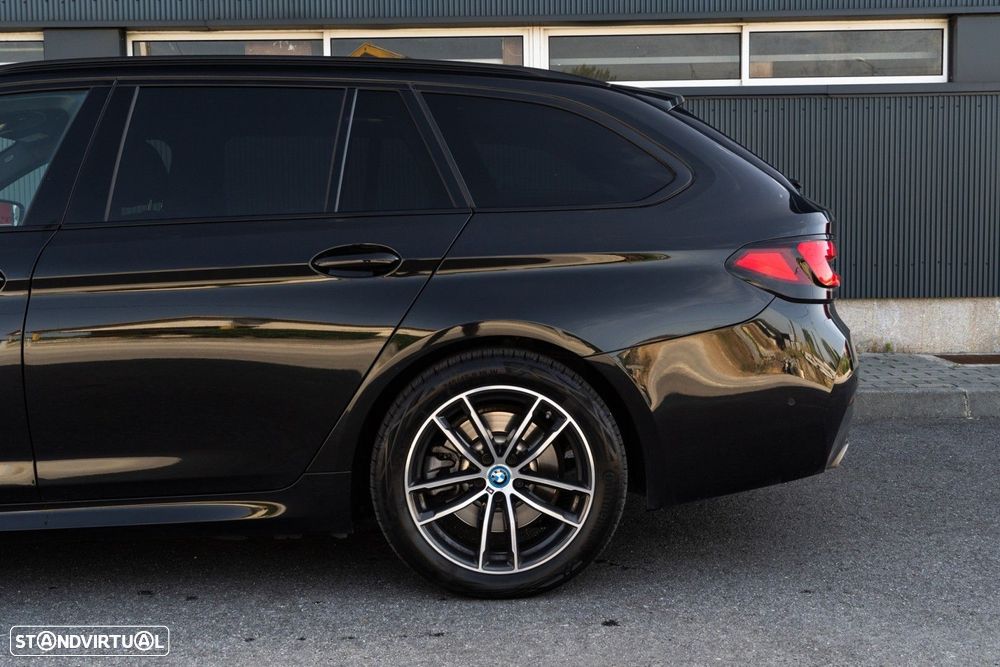 BMW 530 e Pack Desportivo M - 57