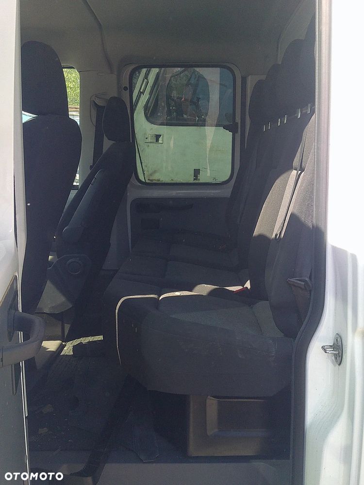 Volkswagen CRAFTER - 8