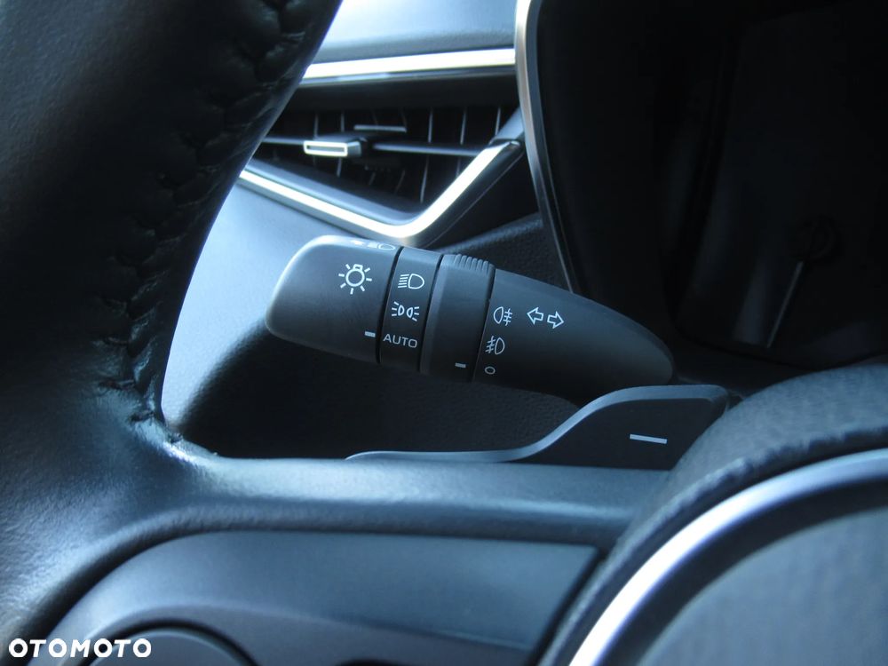 Toyota Corolla 2.0 Hybrid Comfort - 14