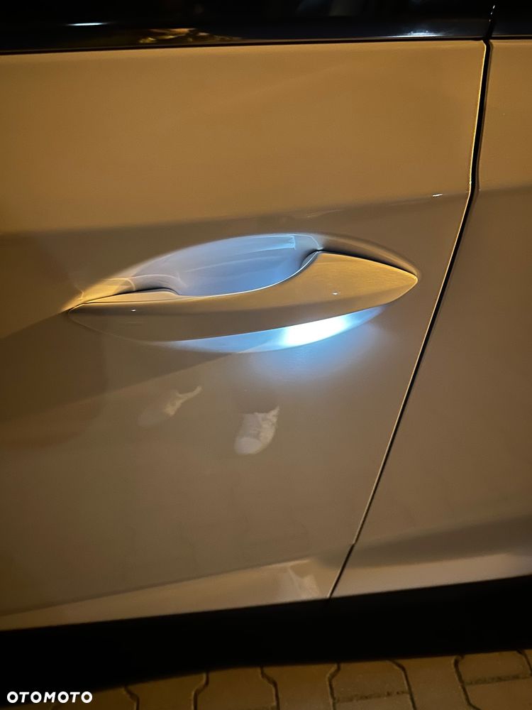 Lexus NX 300h F Sport Edition AWD - 32