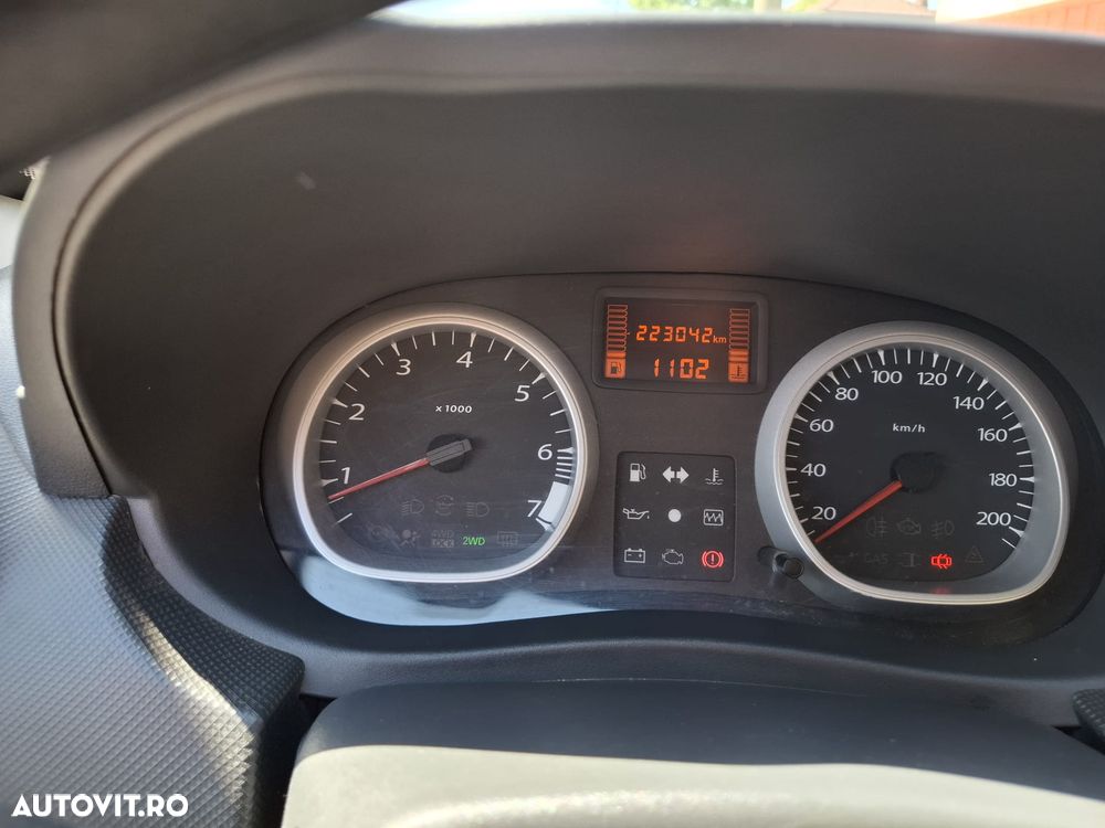 Dacia Duster 1.6 4x4 Laureate - 14