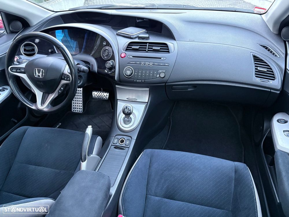 Honda Civic 1.8i-VTEC Auto Comfort - 29