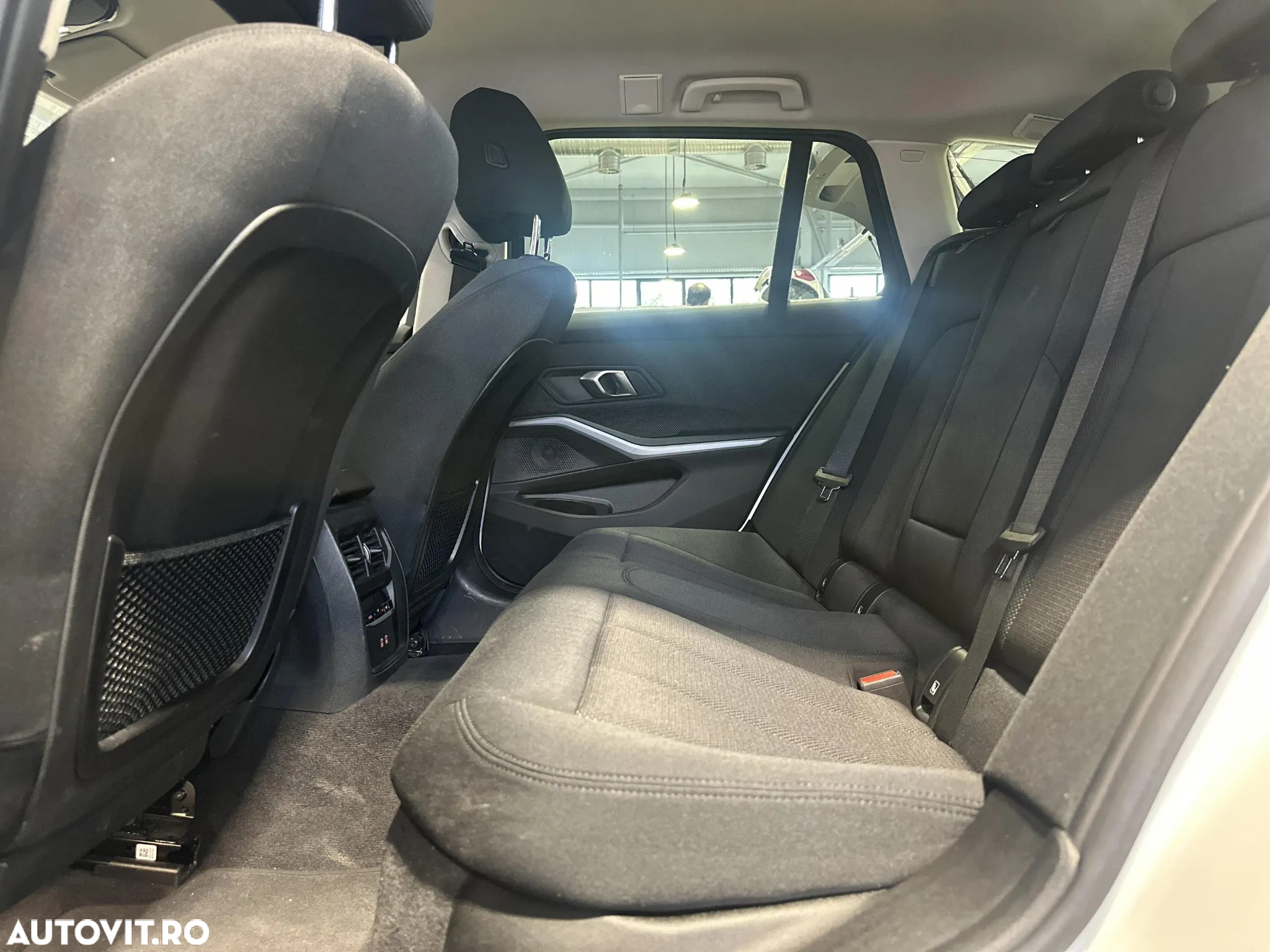 BMW Seria 3 320d Touring xDrive Aut. - 12