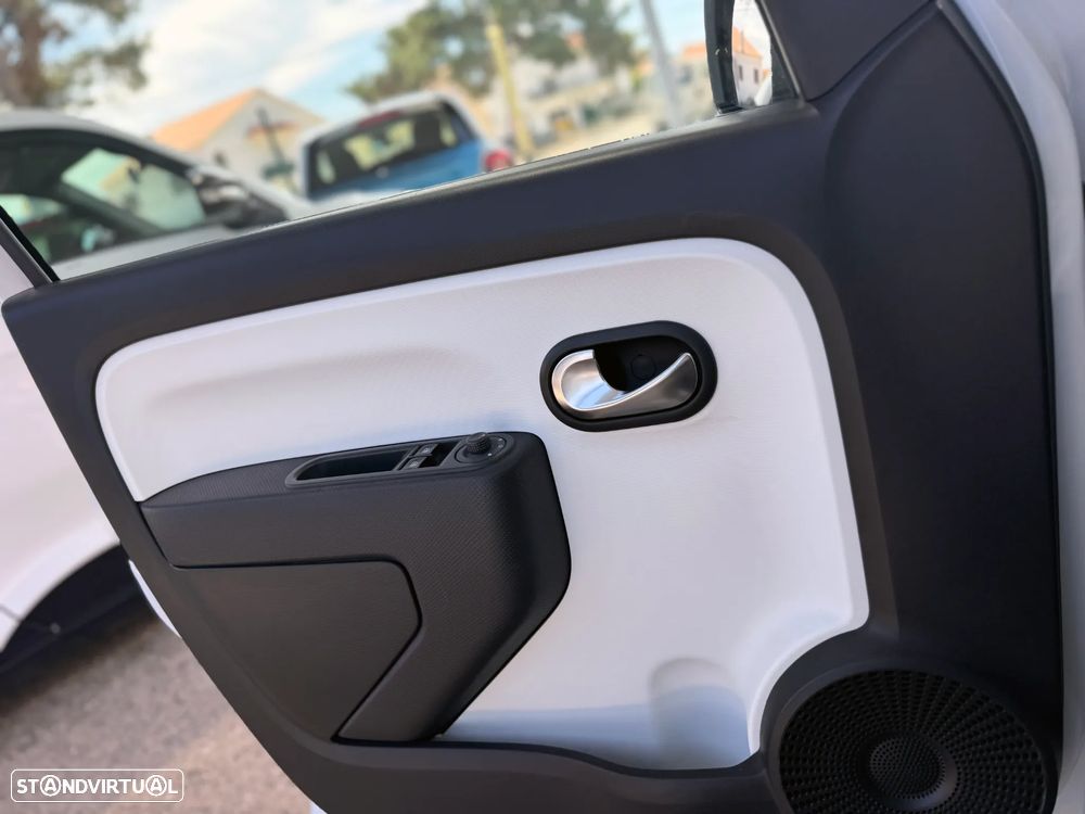 Renault Twingo E-Tech. 22 Techno - 17