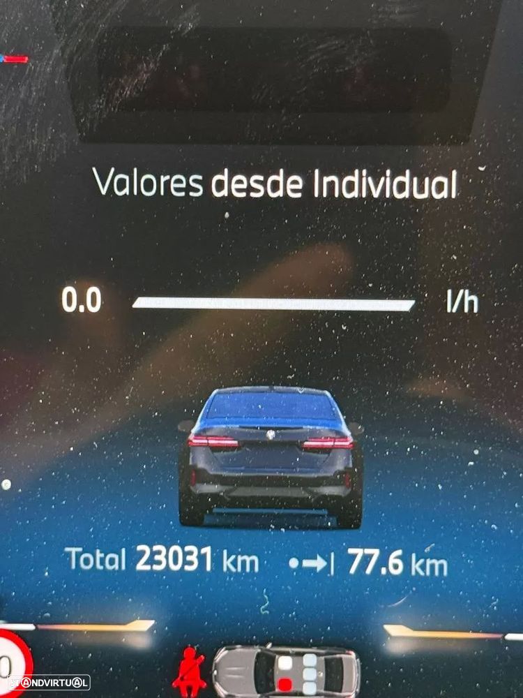 BMW 520 d xDrive Pack Desportivo M - 22