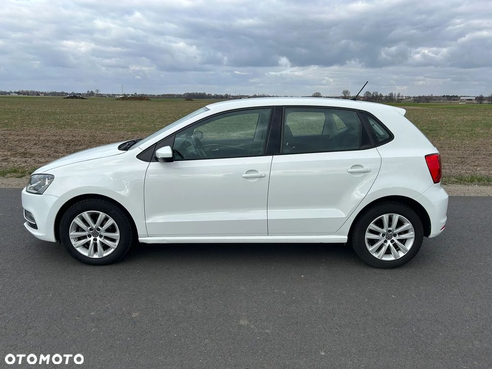 Volkswagen Polo 1.4 TDI (Blue Motion Technology) Comfortline - 8