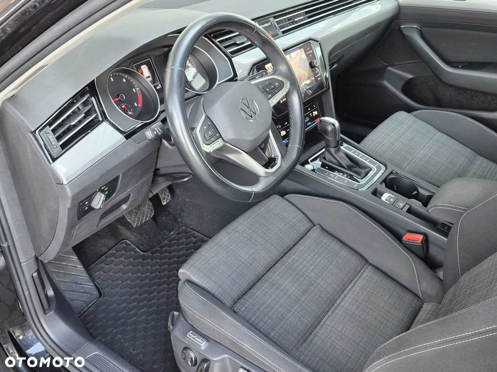 Volkswagen Passat - 7