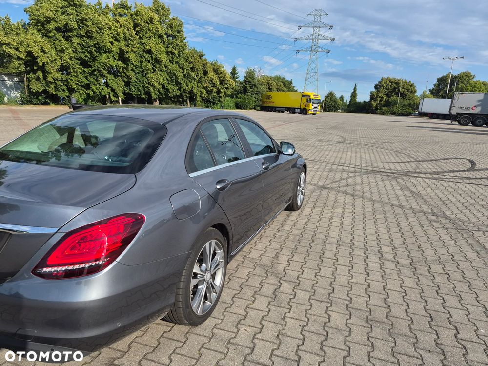 Mercedes-Benz Klasa C 220 d 9G-TRONIC Avantgarde - 6