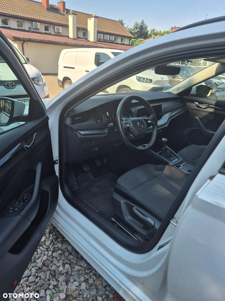 Skoda Octavia 1.5 TSI ACT Ambition - 14