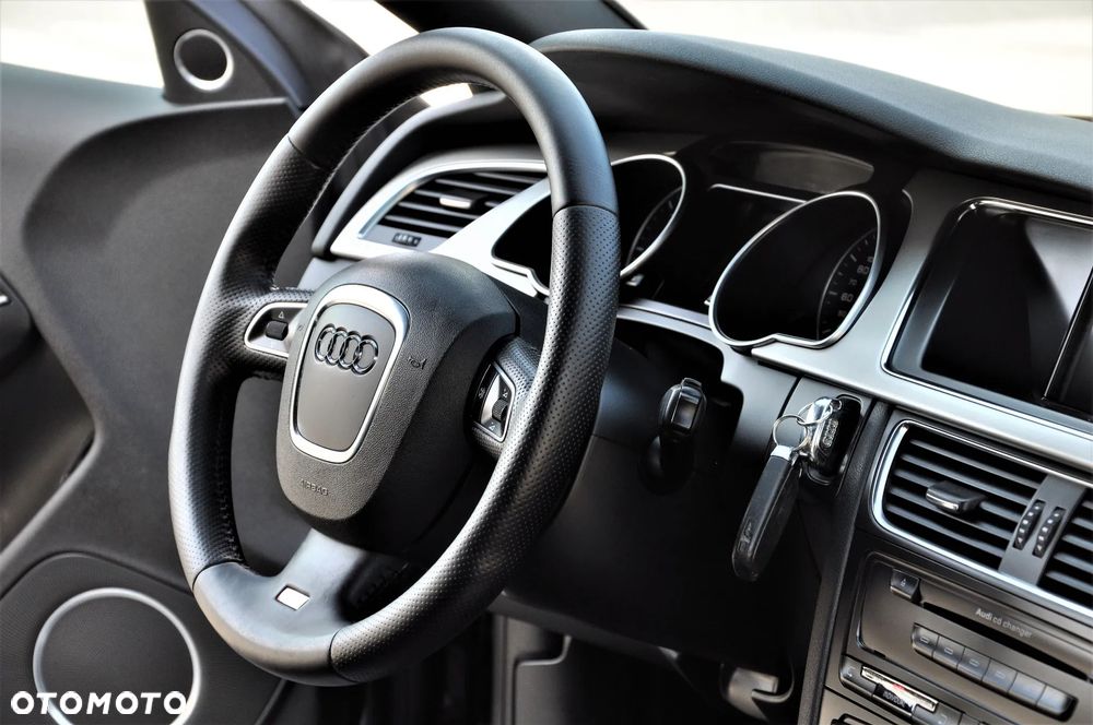 Audi A5 Coupé 3.0 TDI DPF quattro - 32