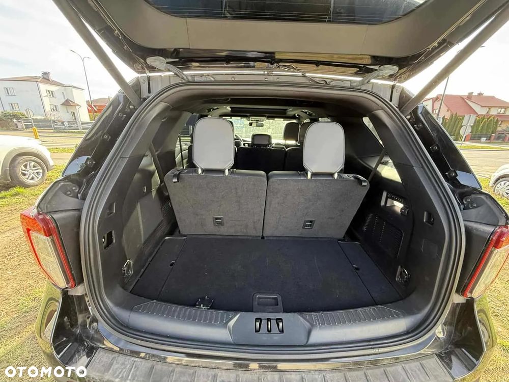 Ford Explorer 3.0 EcoBoost PHEV 4WD ST-Line - 12