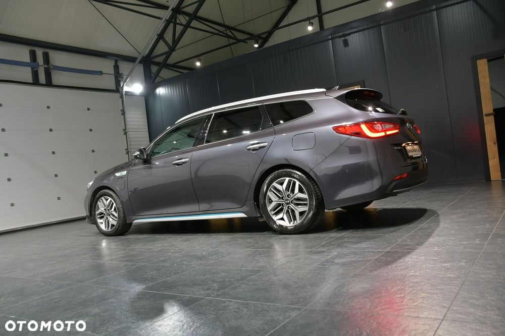 Kia Optima Plug-in Hybrid - 11
