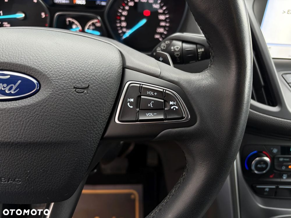 Ford Kuga 1.5 TDCi FWD Titanium - 25