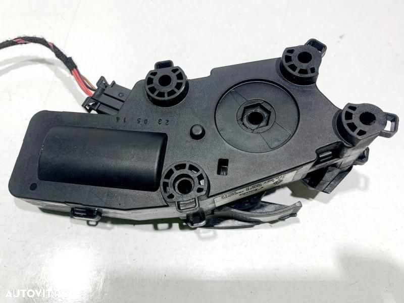 Motoras deschidere capota dreapta spate Skoda Superb 2 facelift (2013-2015) 3T0827300C - 2