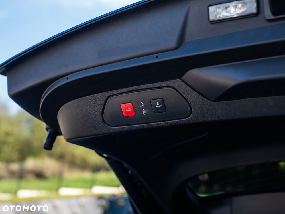 Opel Grandland X 2.0 D Start/Stop Automatik Design Line - 32