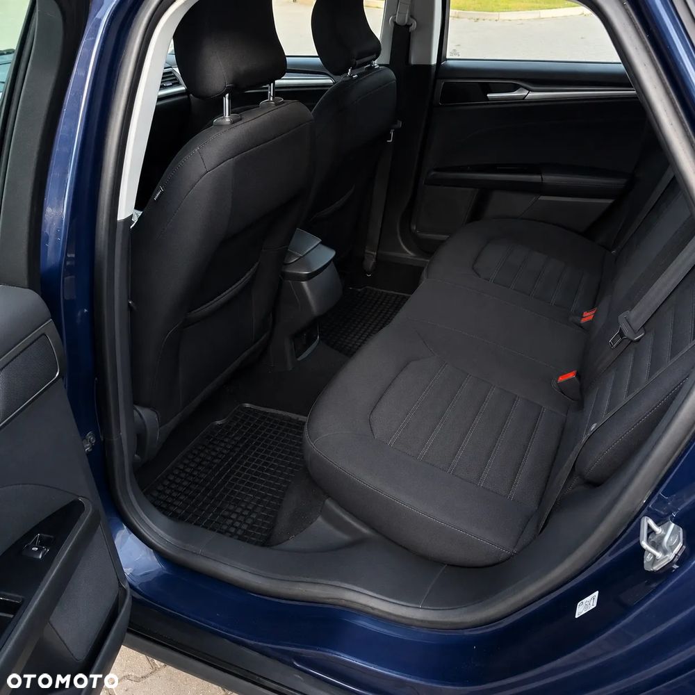 Ford Mondeo 2.0 TDCi Ambiente - 11