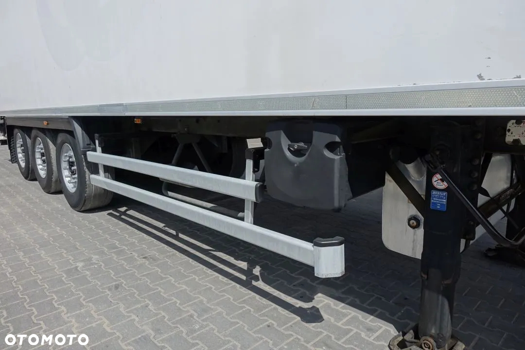 Lamberet CHŁODNIA / THERMO KING SLXe SPECTRUM 250  / BITEMPERATURA / DOPPELSTOCK / OSIE SAF / KOSZ NA KOŁO ZAPASOWE / WINDA ZAŁADUNKOWA - 10