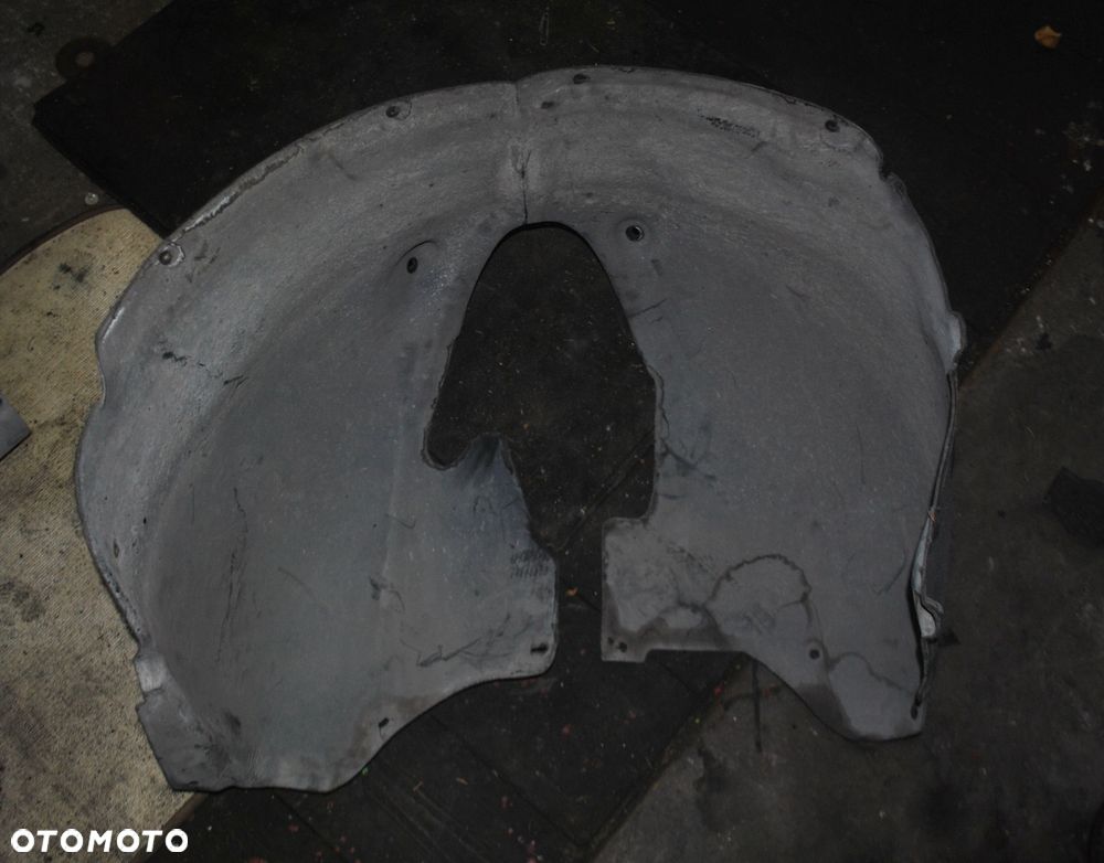 Nadkole prawy przód Touareg I 7L - 3