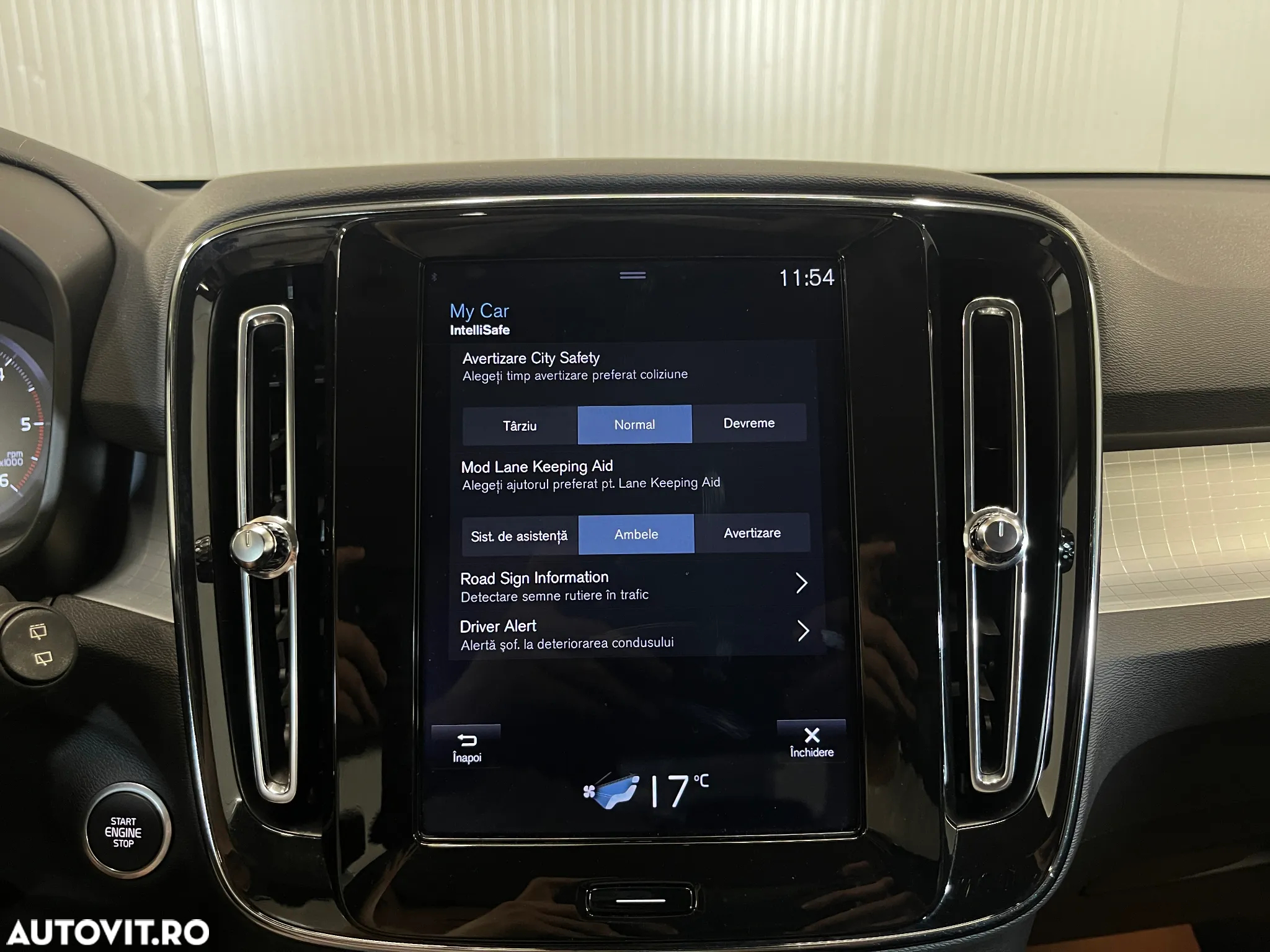 Volvo XC 40 D3 Momentum - 17