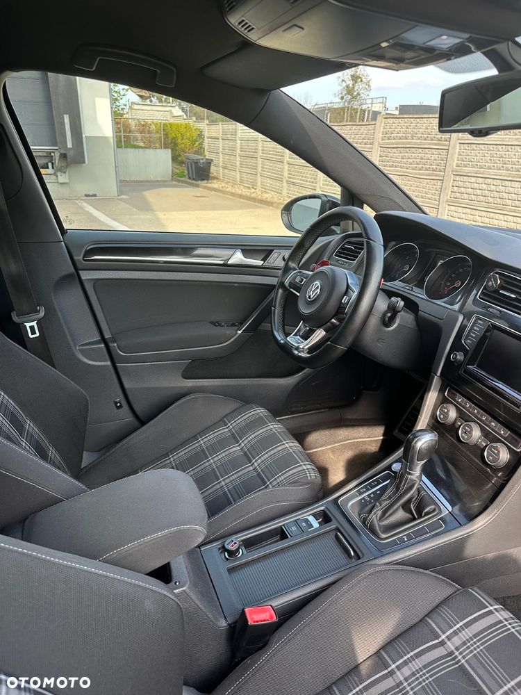 Volkswagen Golf GTD 2.0 TDI SCR DSG - 14