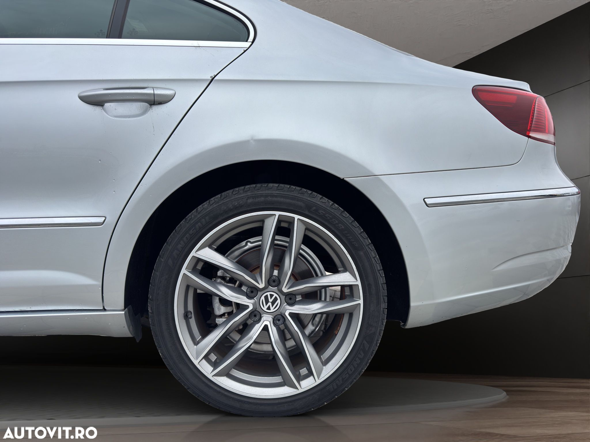 Volkswagen Passat CC 2.0 TDI DSG Blue TDI - 21