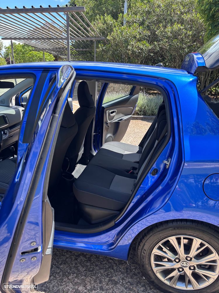 Toyota Yaris 1.5 HSD Comfort+P.Style - 22