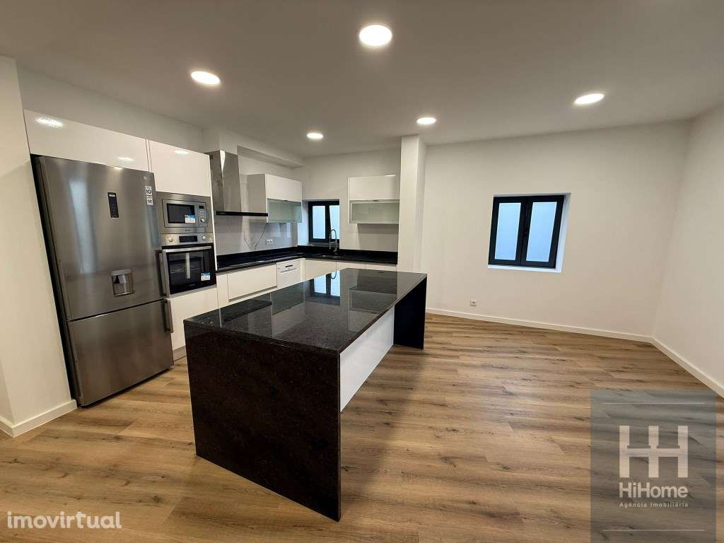 Moradia T3 renovada | Câmara de Lobos - Grande imagem: 2/26