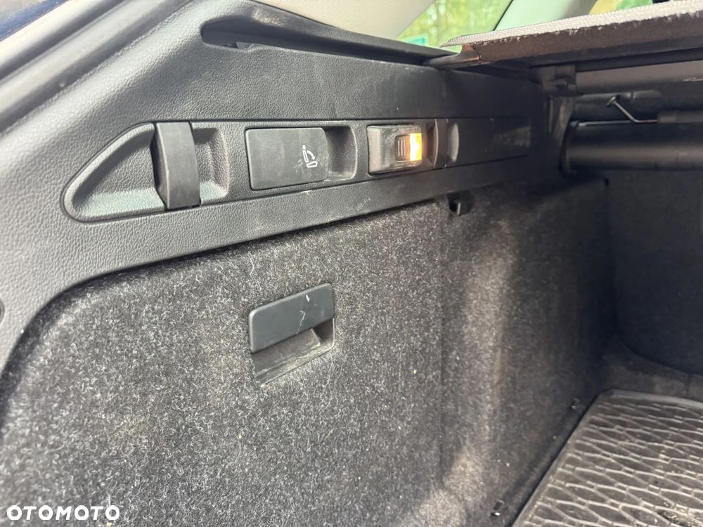 Skoda Superb ver-2-0-tdi-scr-4x4-ambition-dsg - 19