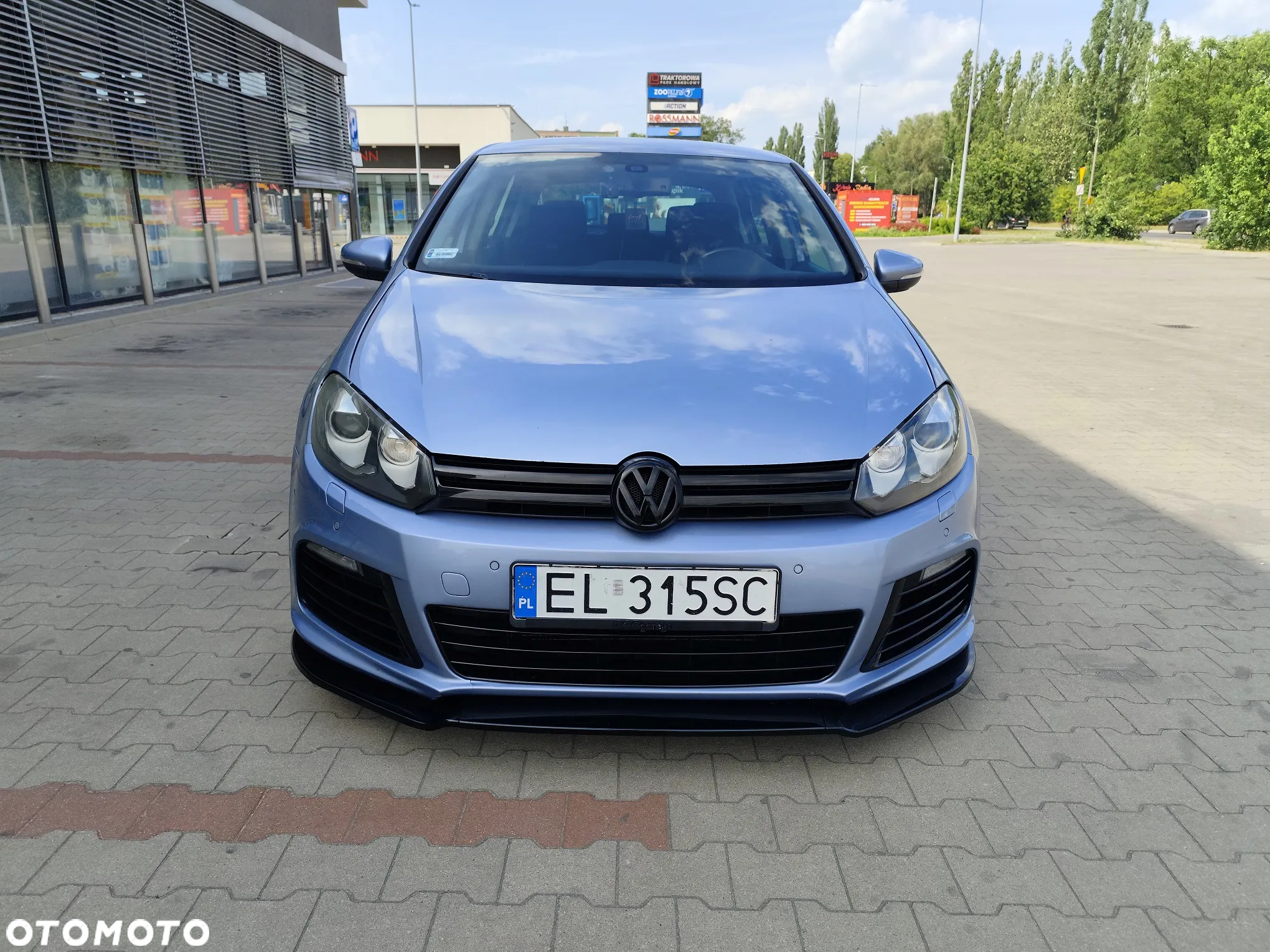 Volkswagen Golf - 2