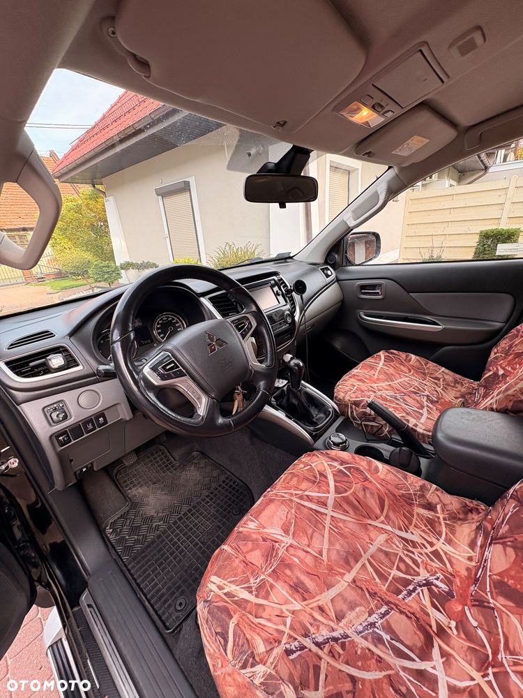 Mitsubishi L200 2017 photo 4