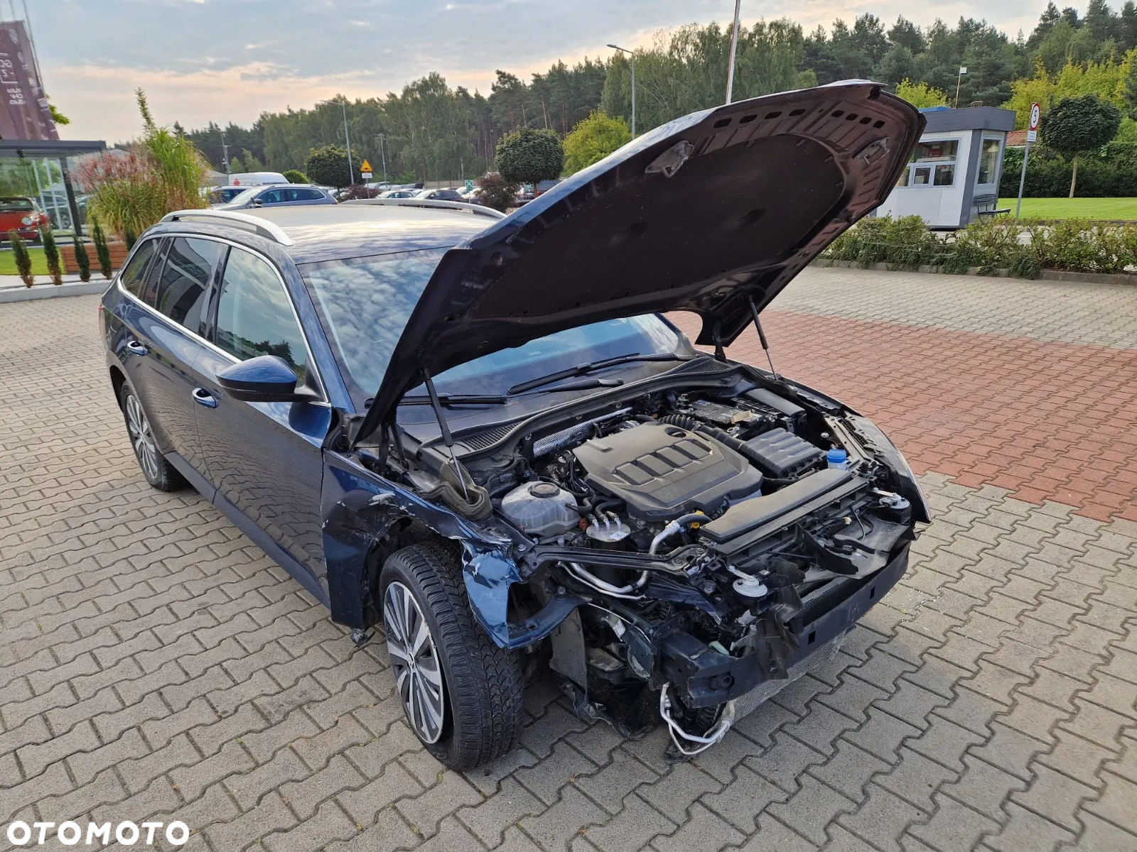 Skoda Superb 2.0 TDI SCR Style DSG - 10