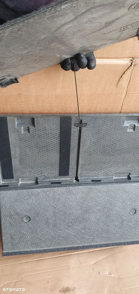 Podłoga płyta bagażnika VW Golf VI Plus 5M0858855A - 4